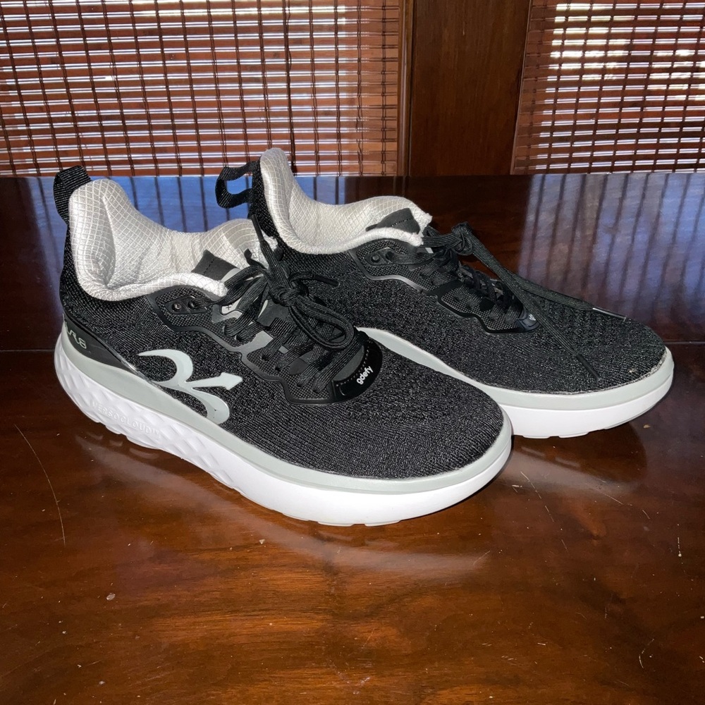 Women’s gdefy Blacksilver XLR8 Athletic Shoes
